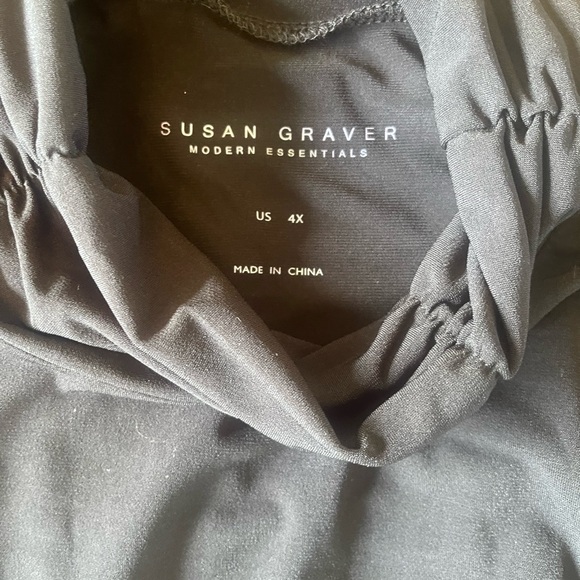 NWOT SUSAN GRAVER Bundle of 4 comfortable jersey knit shirts—Size 4XL - Picture 8 of 9
